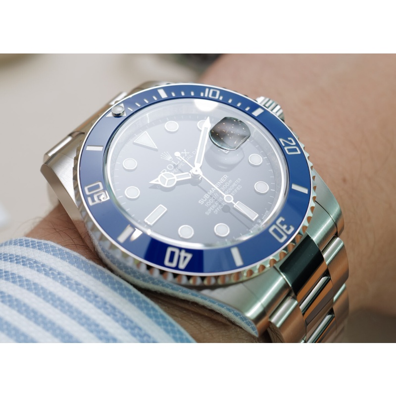 Rolex Submariner 126619LB watch 6 1